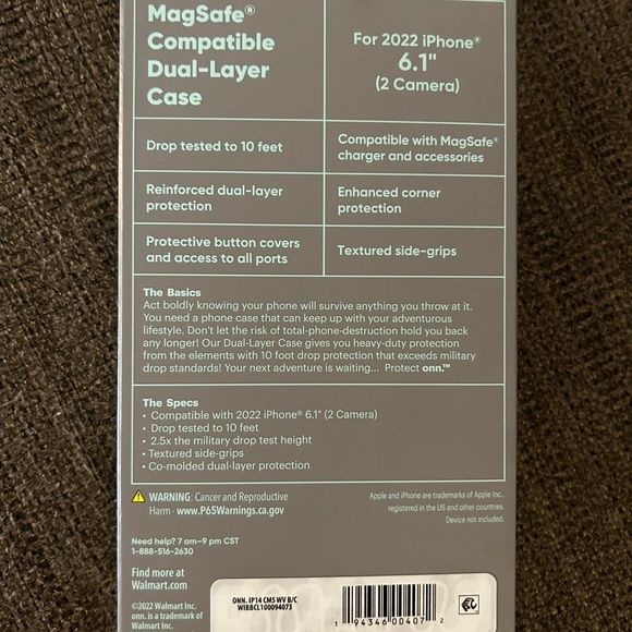 Protect onn. Magsafe compatible dual-layer protection case. - Picture 3 of 4